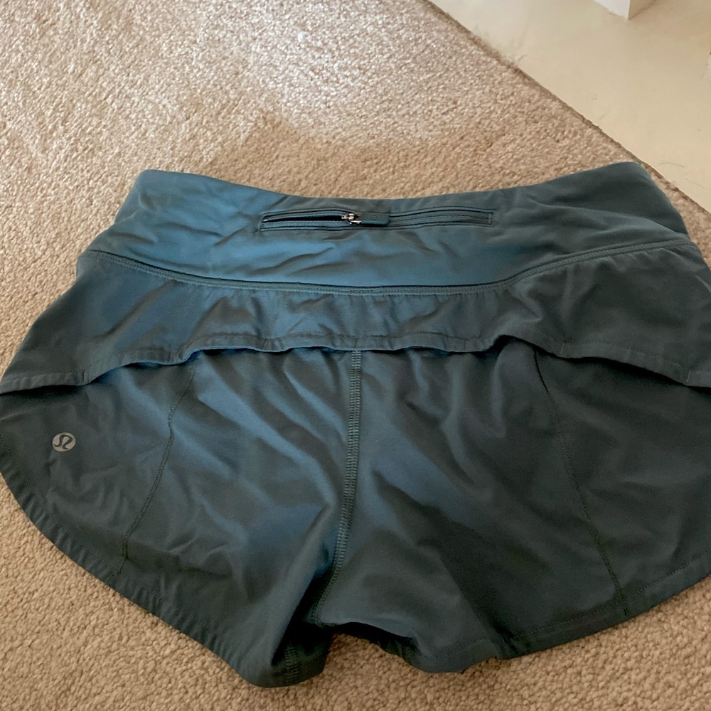 Lululemon Eucalyptus Speed Up 2.5 Shorts